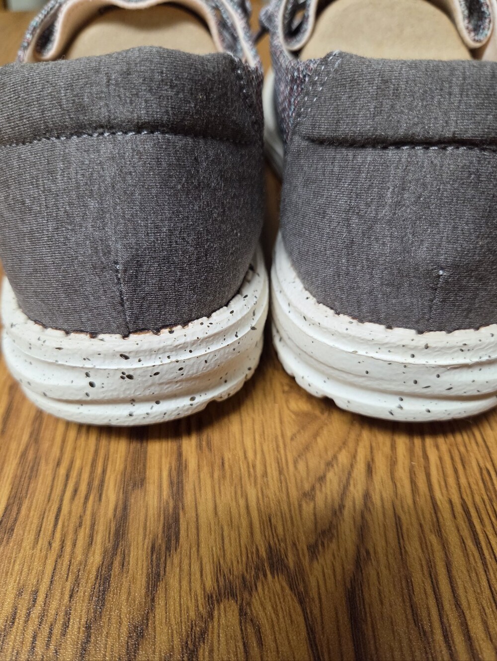 NWT Hey Dude Wendy SOX Slip-On Shoes in Heathered Gray & Rose Size 9 - Picture 6 of 10